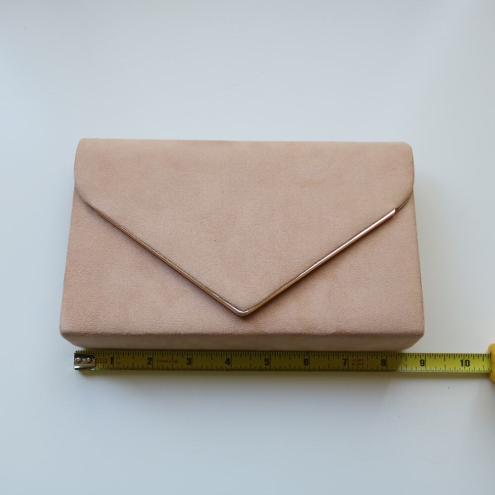 NWOT Faux Suede Beige & Gold Crossbody Clutch Purse‎ Handbag Formal - Picture 2 of 6
